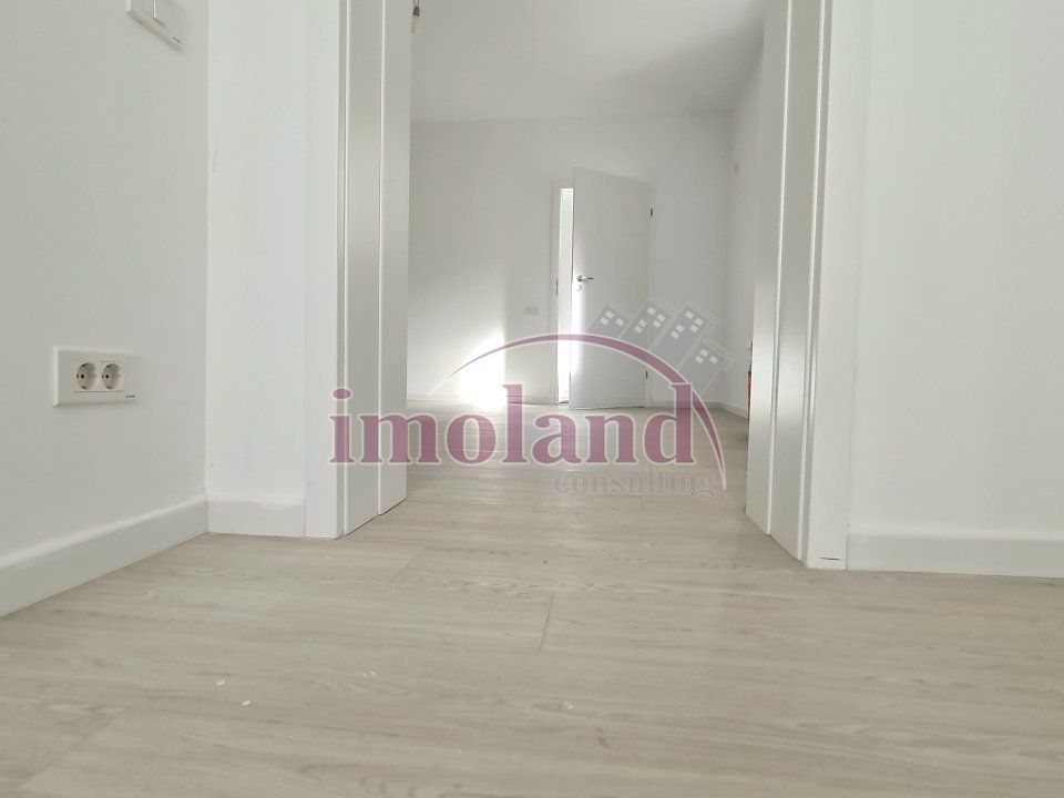 Apartament de vanzare in vila - 3 camere - central - Poză 2