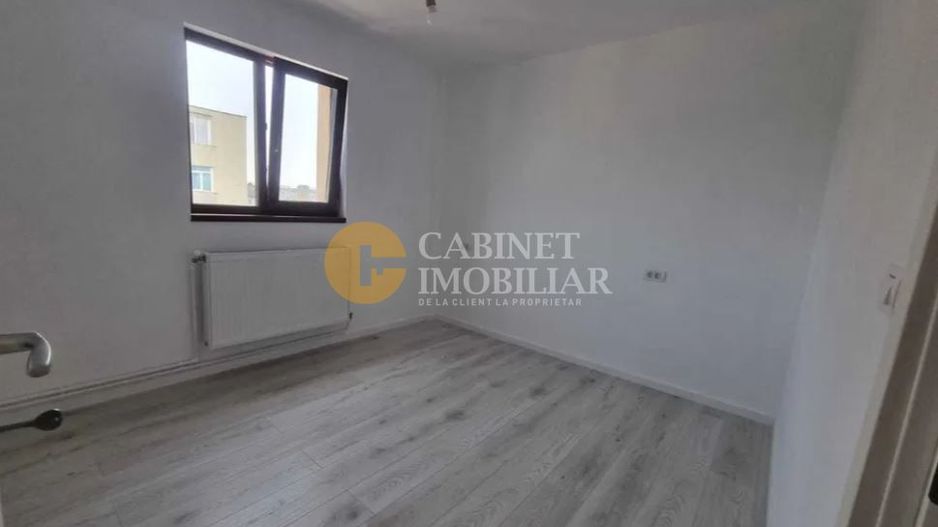 Apartament cu 3 camere decomandat - renovat complet - Pacurari - Poză 1