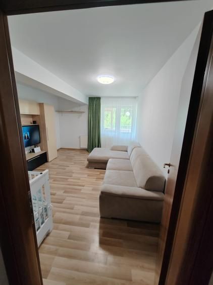 Vanzare apartament luminos de 2 camere, Titan, Gura Siriului-parcare inclusa - Poză 7