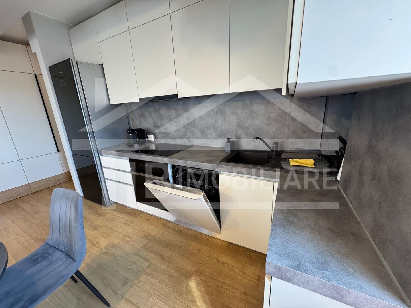 Apartament cu 2 camere, 55mp,  parcare, Zona Tudor - Poză 11
