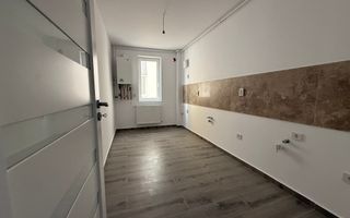 Apartament cu 2 camere in Giroc - Poză 4