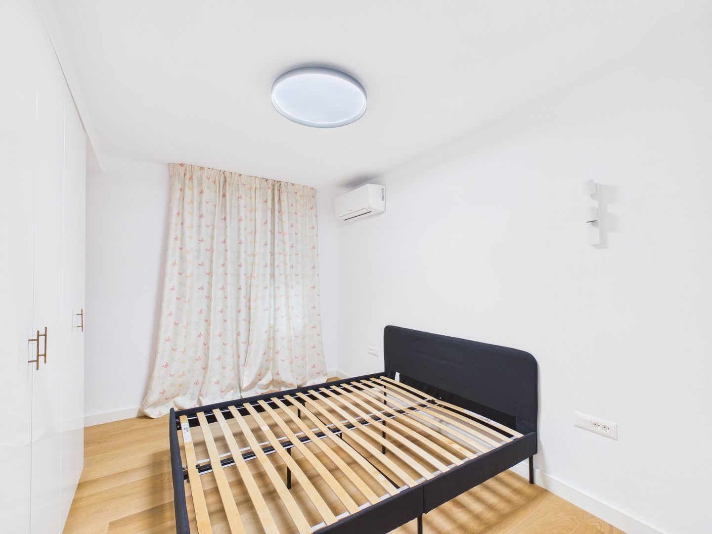Casin-Domenii, 4 camere 140mp, terasă 25mp, mobilat, parcare subterana - Poză 5