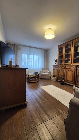 Apartament cu 3 camere, mobilat, Petre ispirescu - Calea Rahovei - Poză 1