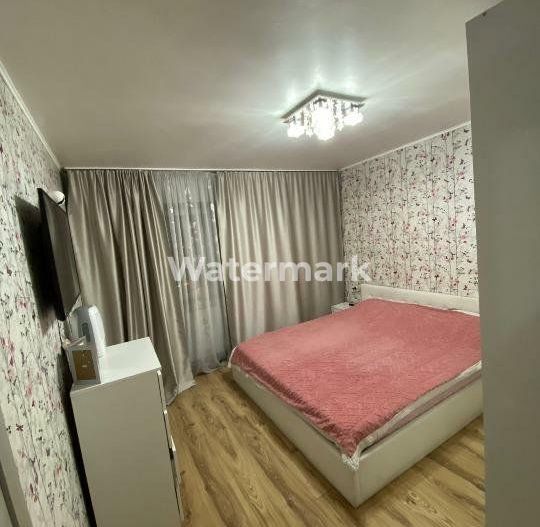 Vând apartament cu 3 camere Mobilat/Utilat in zona Km 4-5 - Poză 6