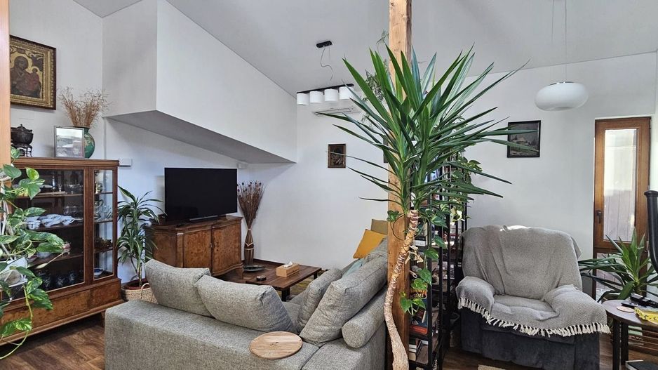 Vila 7 Camere - Str. Morii -Renovata 2024 - Teren 493 mp - Poză 2