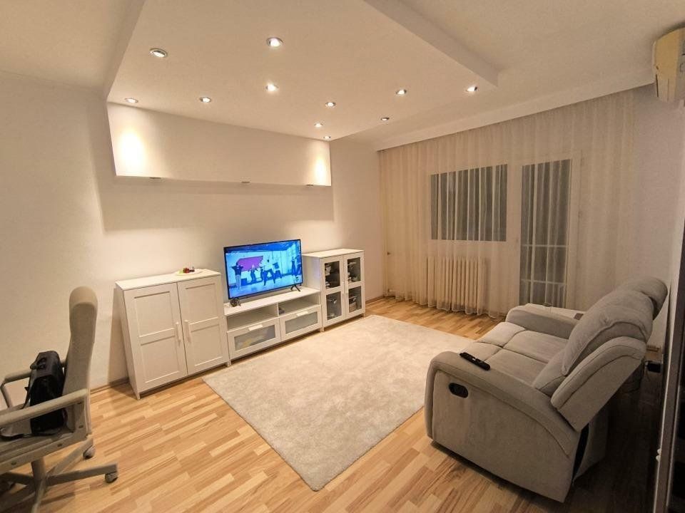 Apartament Luminos, 2 camere, Parcul Tineretului. Parcare. - Poză 9