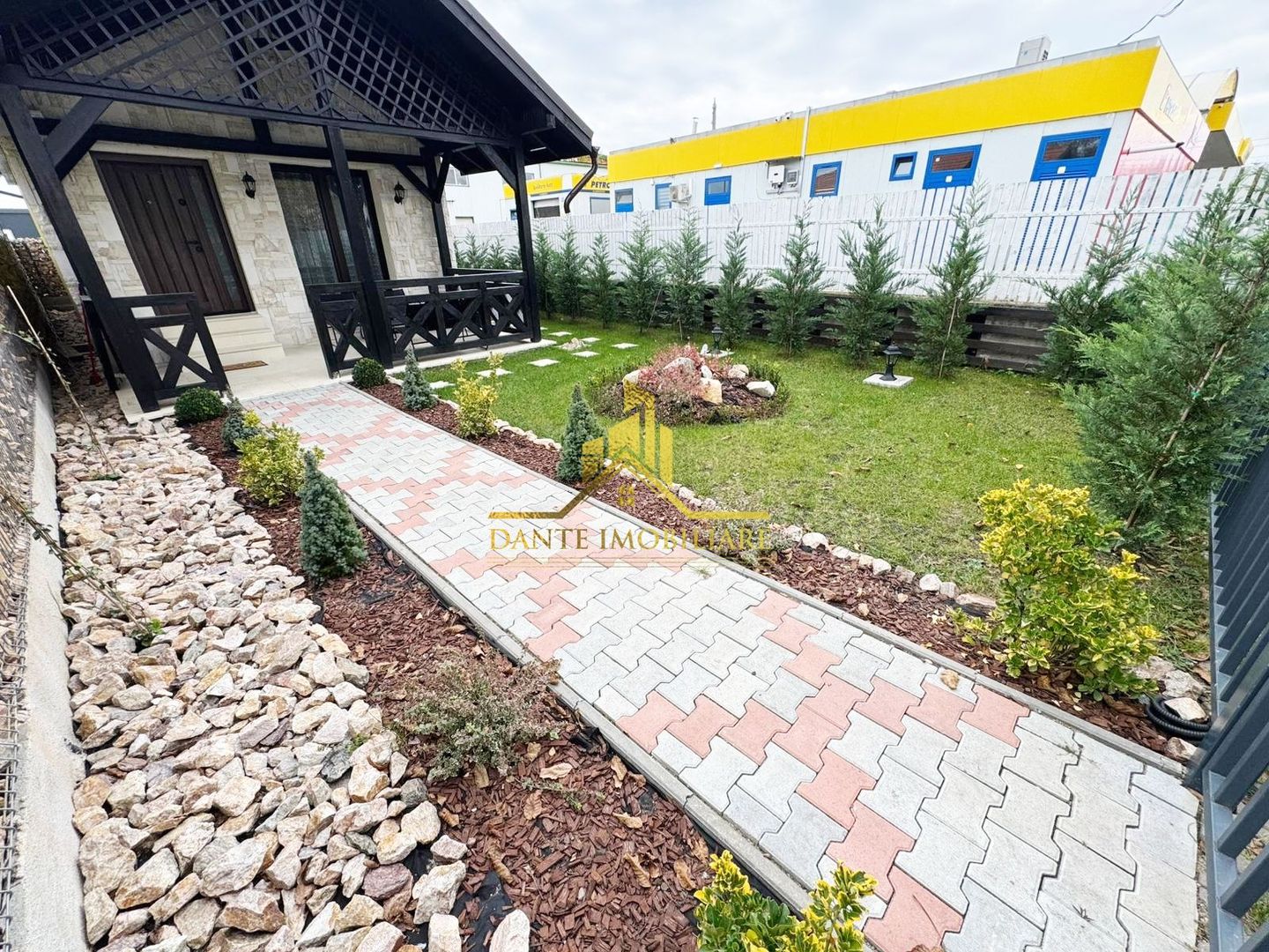 Casa individuala, ultrafinisata, balcon, terasa, curte, Someseni - Poză 14