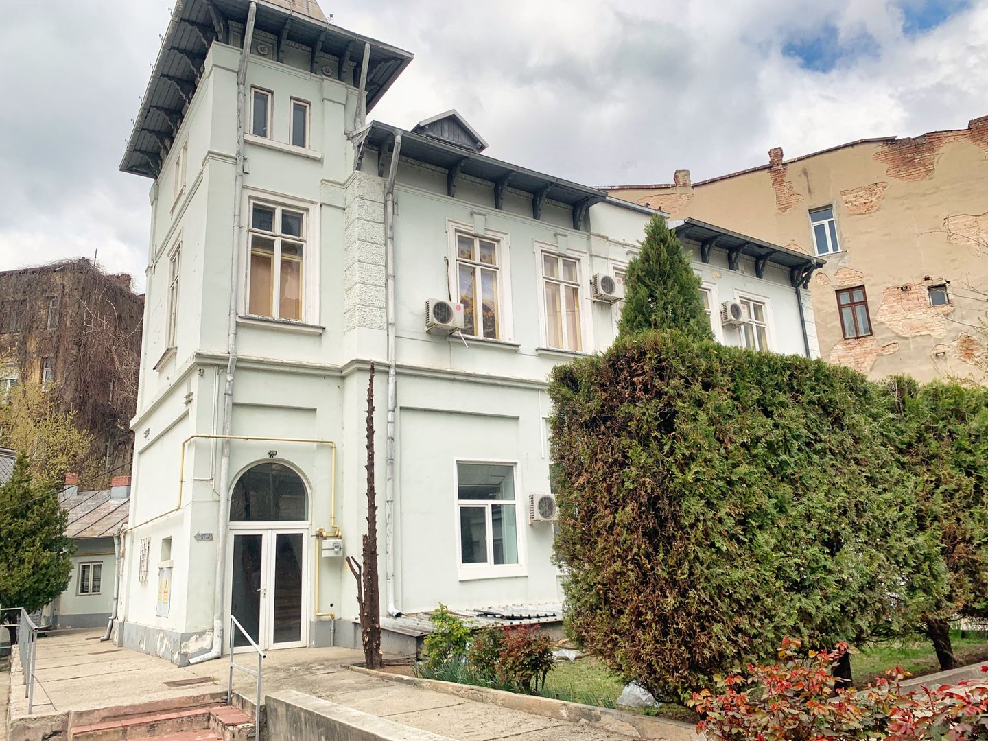 NOU-INCHIRIERE CLADIRI-CALEA VICTORIEI-CEC-TEREN 1300MP - Poză 4