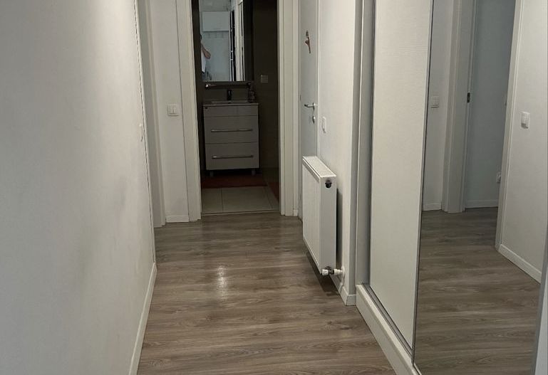 Prima inchiriere- Apartament 2 camere lux, centrala proprie, parcare inclusă - Poză 5
