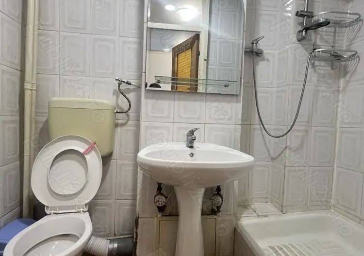 De inchiriat apartament 4 camere in zona Plumbuita - Poză 6