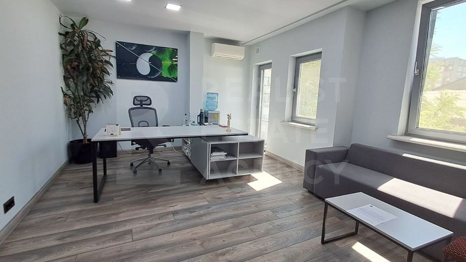 Vânzare, birou, 36 mp, str. Alexandru Cel Bun,  Centru - Poză 3