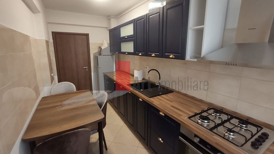 Prima închiriere apartament decomandat 2 camere cu centrală - Aleea Fizicienilor - Poză 2