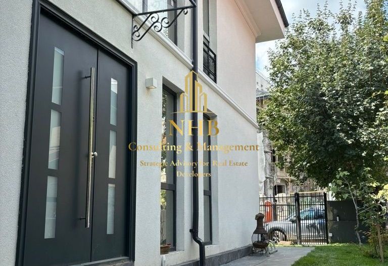 Vila de inchiriat - Polonă - PARCARE - Poză 2