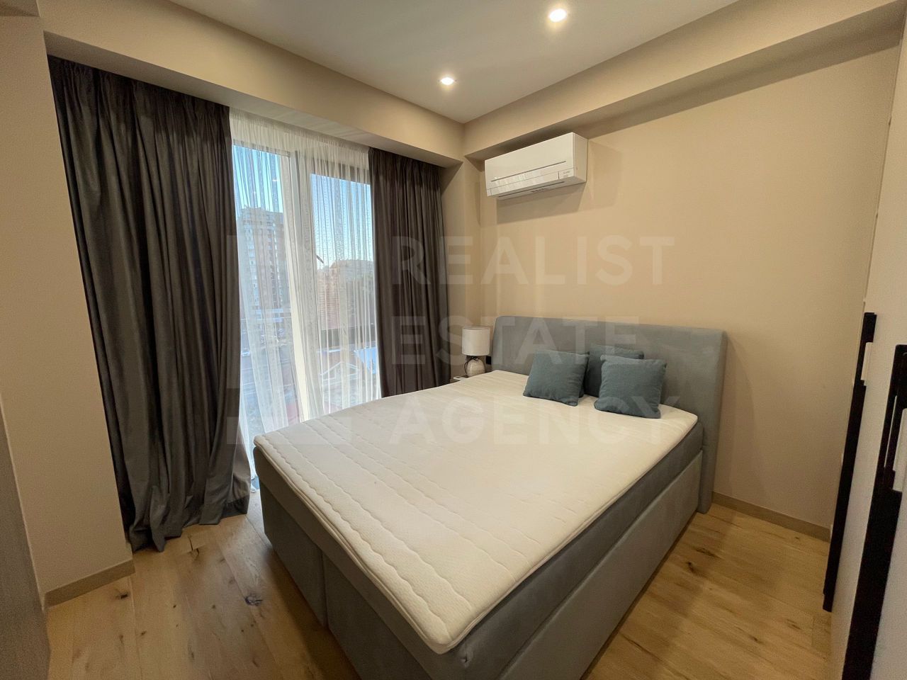 Chirie, apartament 3 camere, strada Ciuflea, Centru - Poză 4