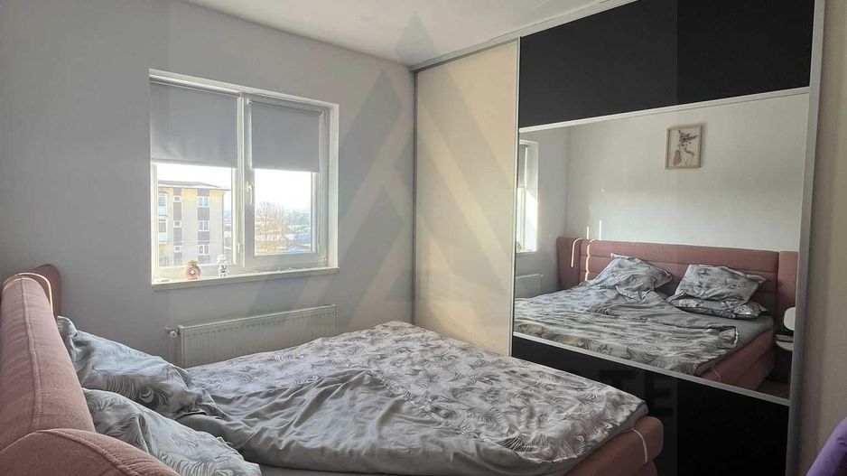 Apartament modern 2 camere etaj 1 baie cu geam si boxa in Gusterita - Poză 1