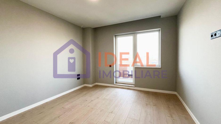 Penthouse cu 3 camere LA CHEIE, cu terase de 200mpu, zona Calea Surii Mici - Poză 9