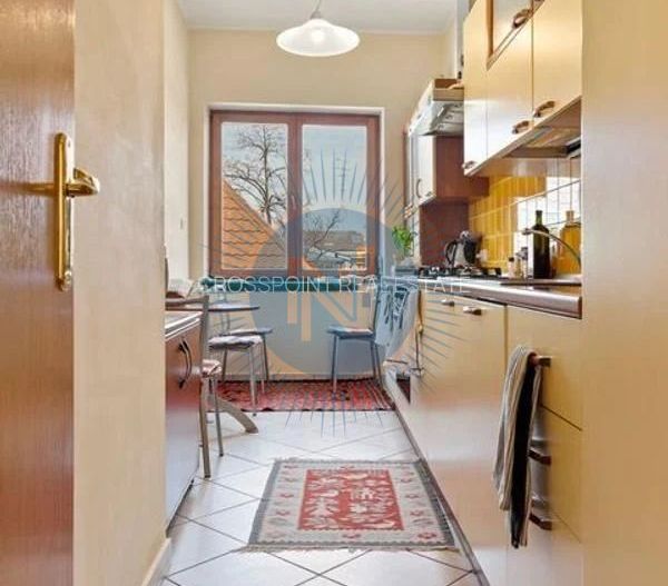 Apartament in vila Capitale plus Demisol - Poză 9