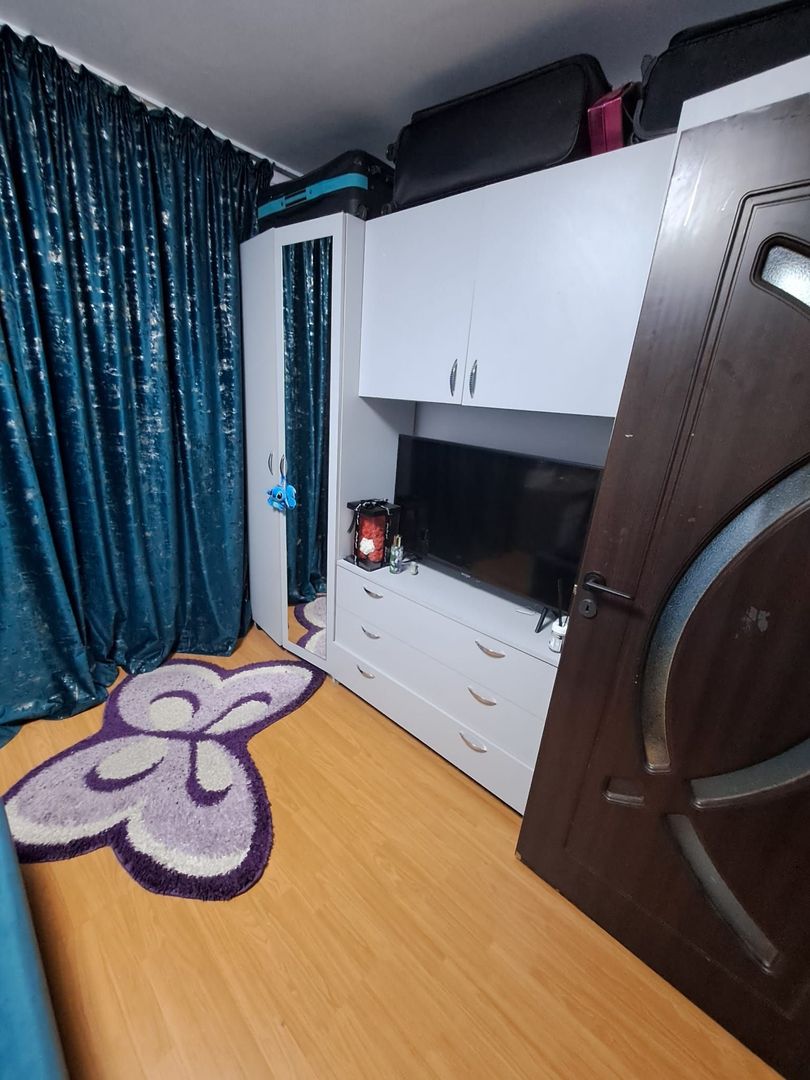Apartament 2 camere de vânzare – Craiovita Noua - Poză 4
