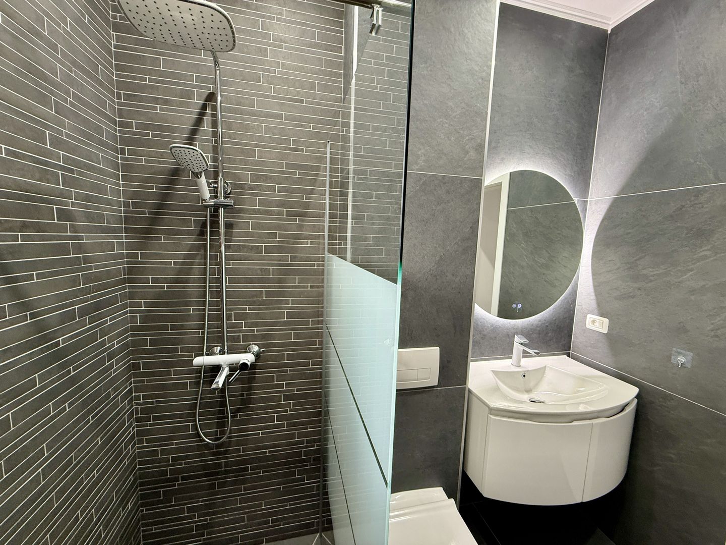 APARTAMENT 3 CAMERE | PARTER | RADAUTI - Poză 19