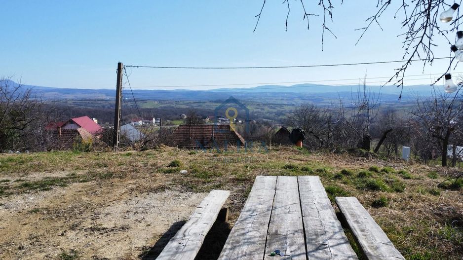 Teren de vânzare în Groși cu priveliște superbă - Poză 4