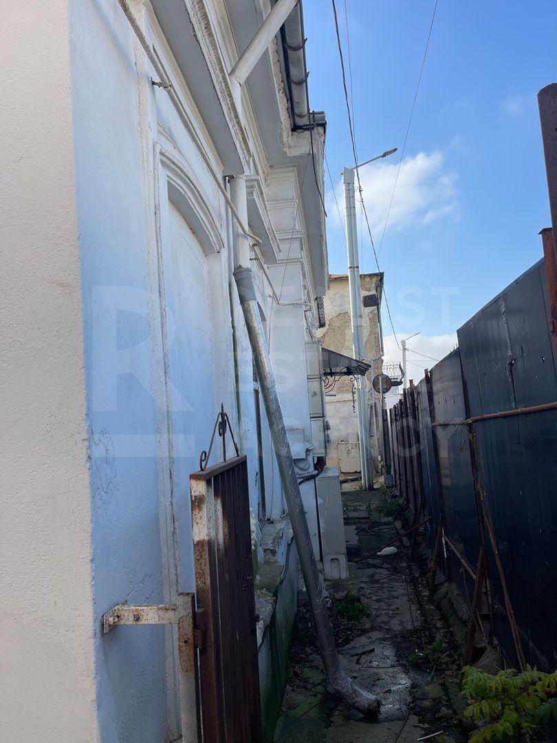 De vânzare – Clădire impresionantă, 11 camere, 9 dormitoare, Păcurari - Poză 12