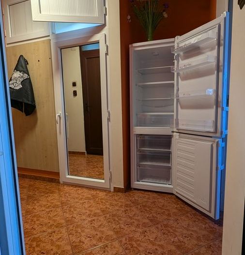 Mihai Bravu, Vatra Luminoasa, Piata Muncii - Poză 4