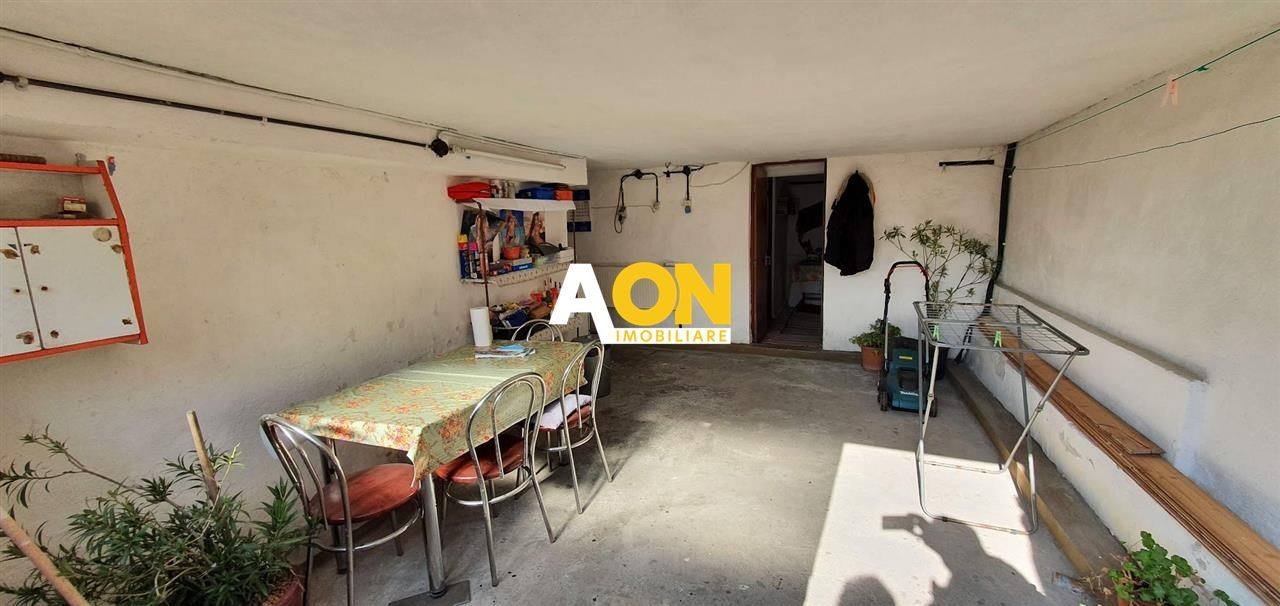 1/2 Duplex 4 camere cu garaj 462 mp teren la asfalt zona Centru - Poză 20