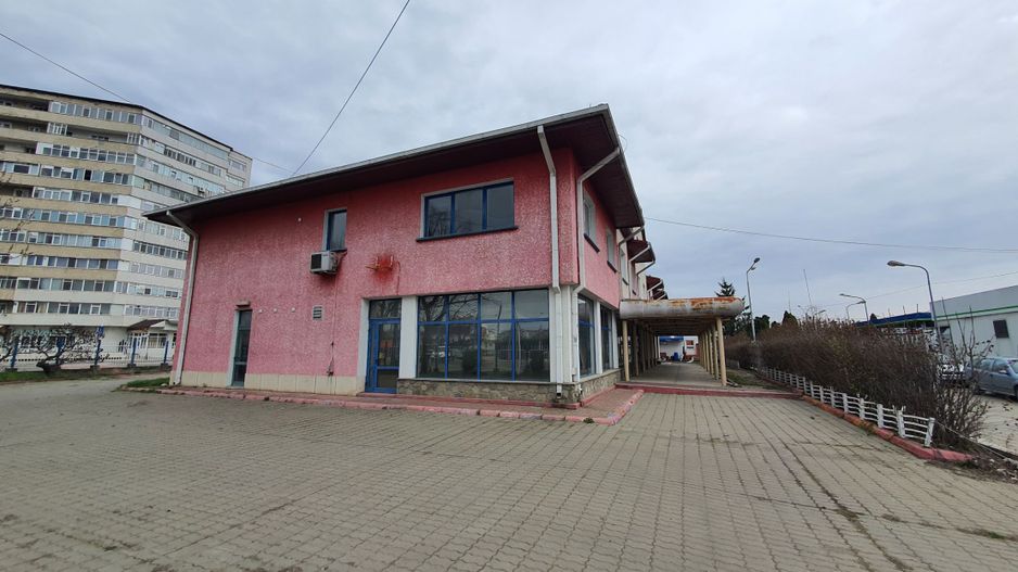 DE ÎNCHIRIAT - Restaurant - Motel - Clădire birouri, Vaslui; - Poză 4