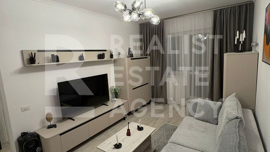 Vânzare, apartament 2 camere în zona Militari Residence - Poză 1