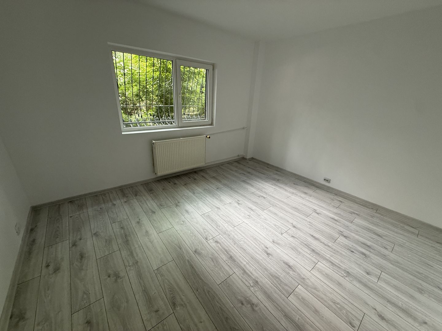 AP. 3 CAMERE- TEI, PRIMA INCHIRIERE, PET-FRIENDLY, 80 MP UTILI - Poză 1