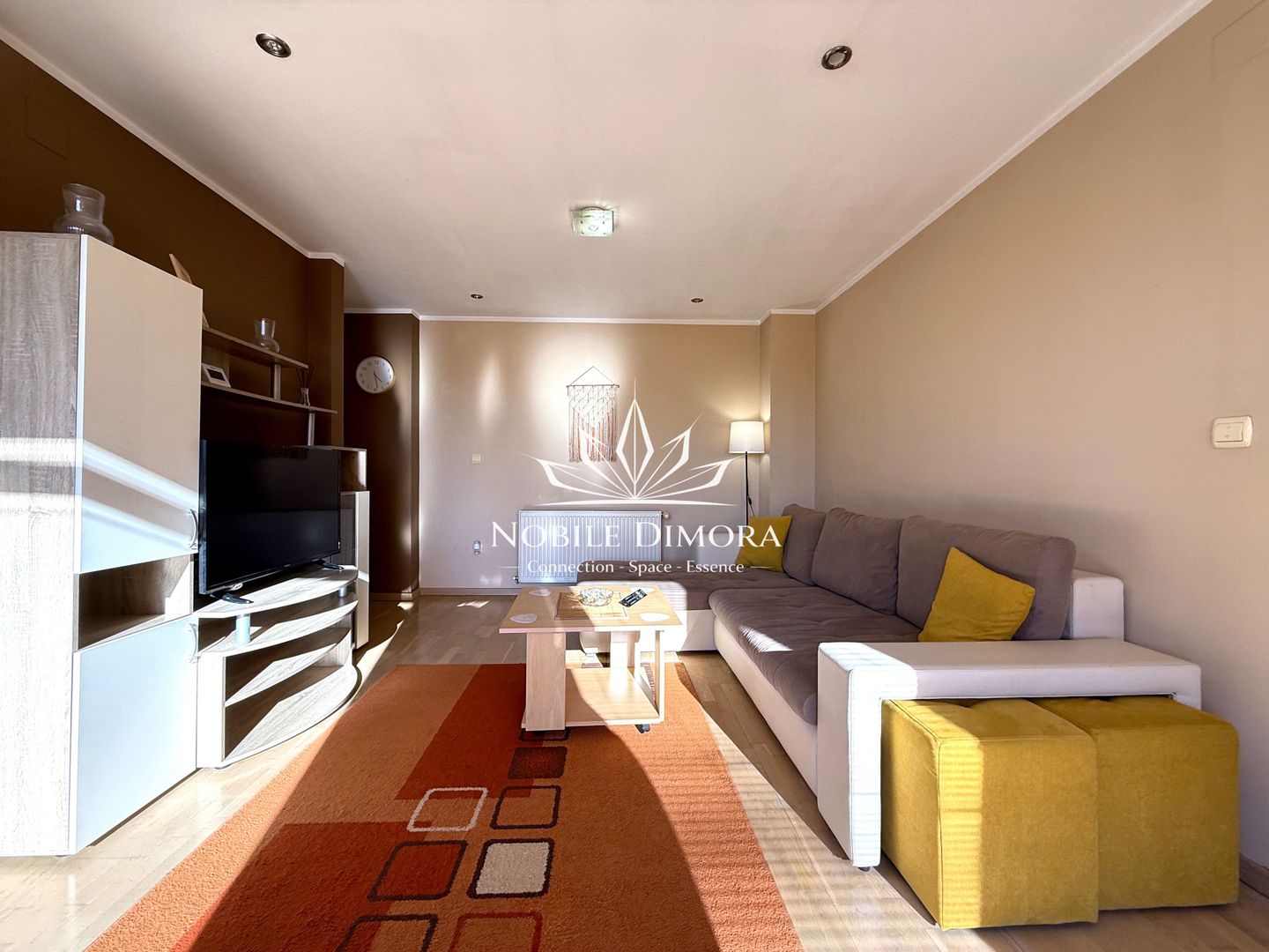 Apartament spatios cu 2 camere si terasa cu vedere panoramica la Bega - Poză 1