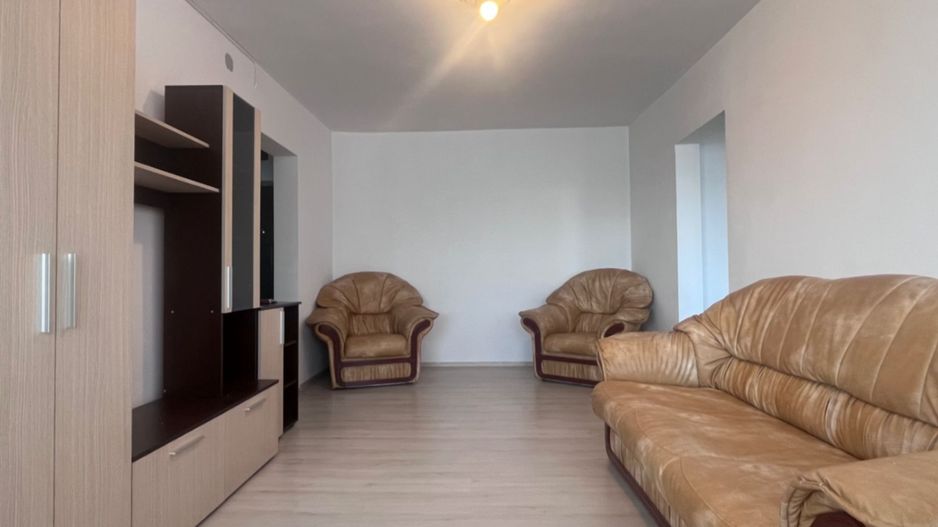 Zona Pavcom! Inchiriere apartament cu 2 camere in Targoviste, micro 6! - Poză 1