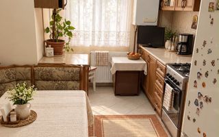 Apartament 3 camere Soarelui parter cu centrala - Poză 3