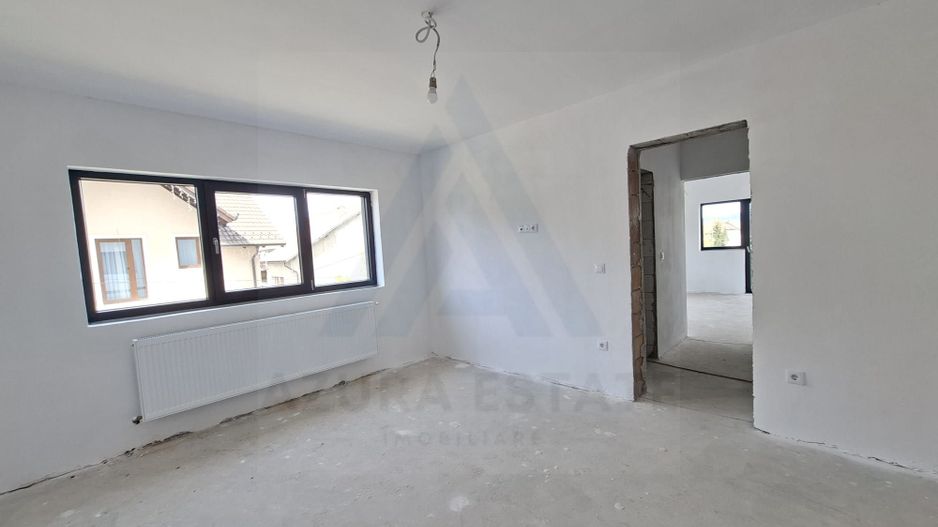 Apartament 3 camere 60 mp utili etaj 1 baie cu fereastra Selimbar - Poză 9