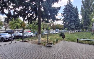 Chirie – spațiu comercial generos - Poză 2