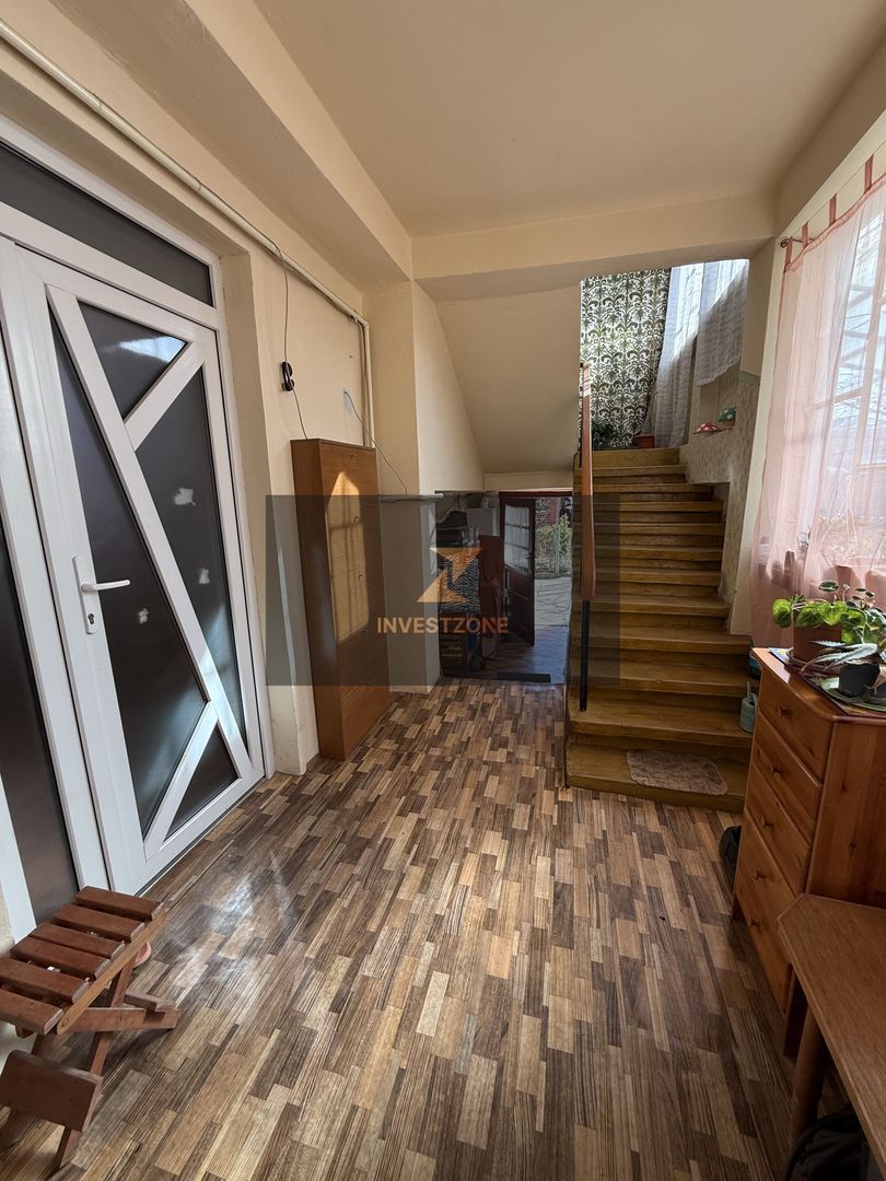 Apartament la casă cu curte proprie 311 mp și acces auto Ioșia, Oradea - Poză 14