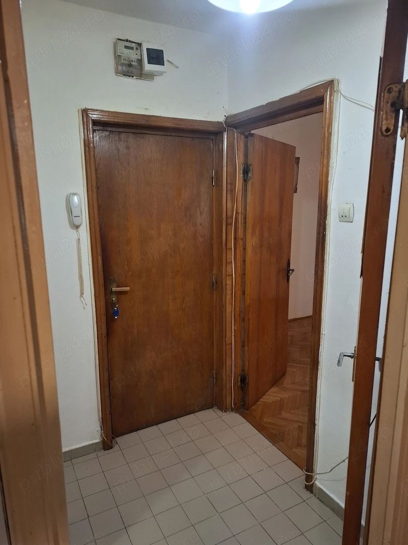 Vanzare Garsoniera Vitan | 40 mp | Parter Inalt cu Balcon si Scurgere Separată - Poză 9