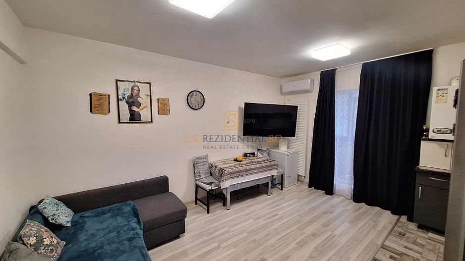 Apartament decomandat cu 2 camere de vanzare, zona Grand Arena Mall - Poză 7