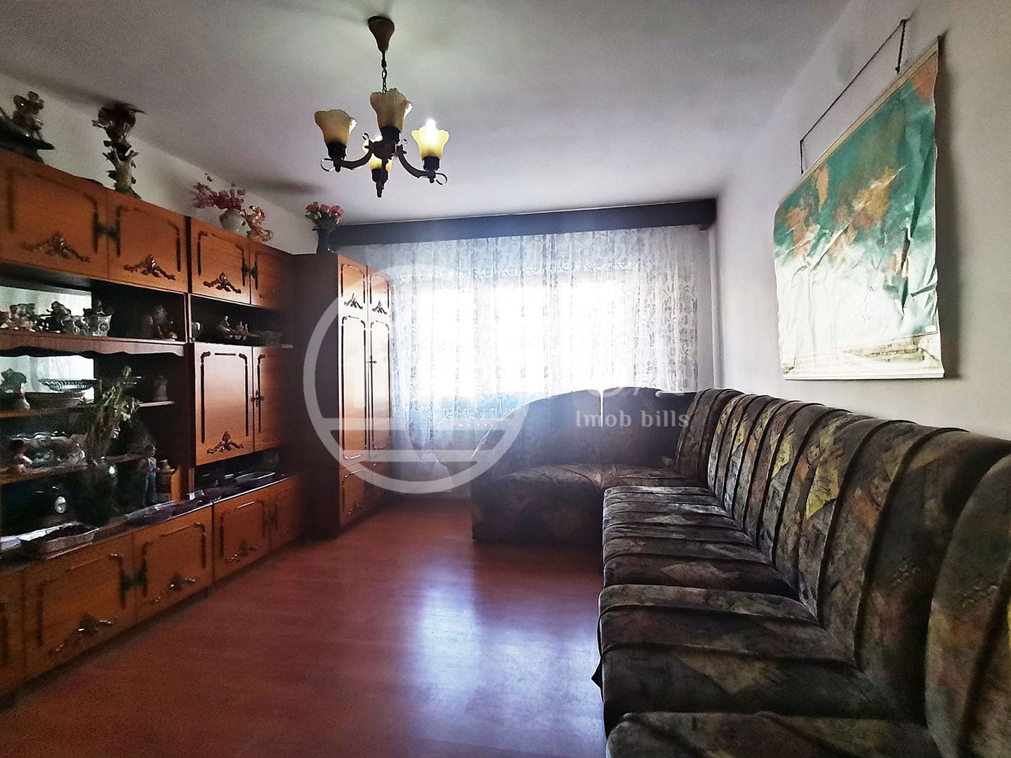 Apartament de vânzare cu 3 camere în zona Iosia , Oradea - Poză 2