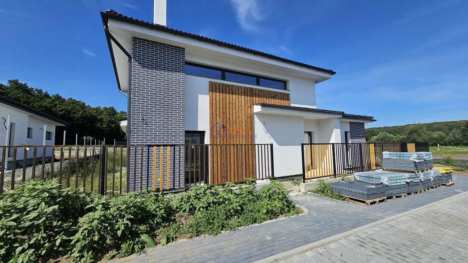 Casa Individuala pe un singur nivel cu 590 mp de teren - Poză 1