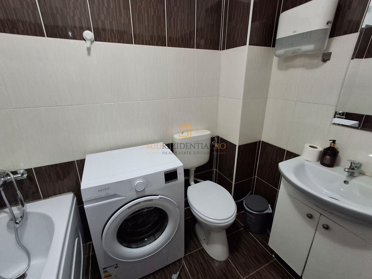 Apartament modern cu 2 camere, Drumul Jilavei, Metrou Aparatori - Poză 14