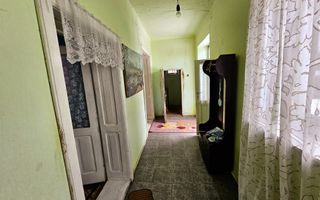 Casă traditională, 3 camere, 1766 mp teren, la asfalt, Vintu de Jos - Poză 6
