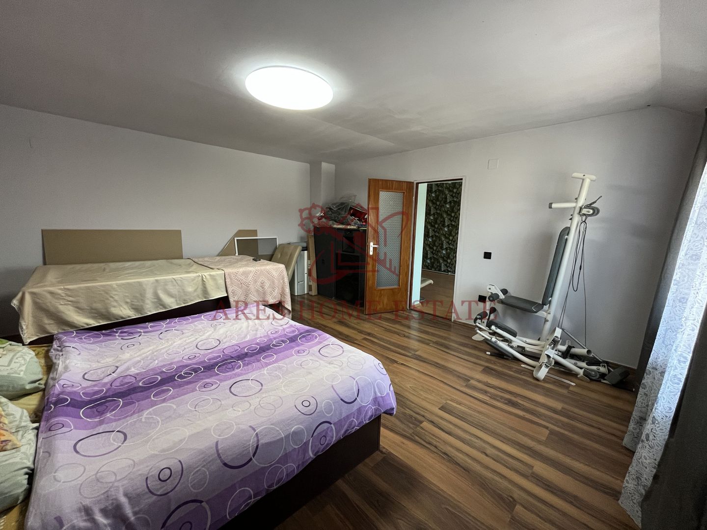 Casă individuală P+1+pod, pe piloni cu panouri solare - Poză 3