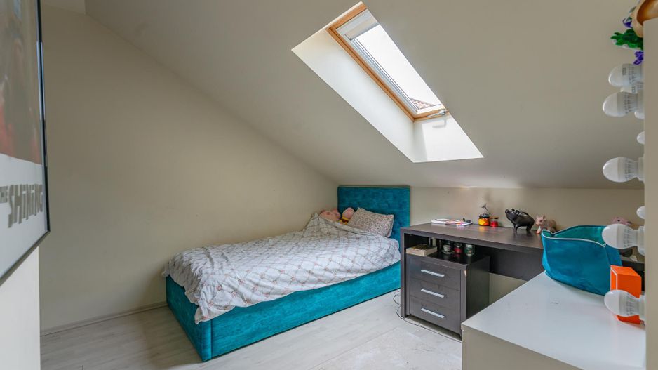 Apartament 5 camere dispus pe doua nivele in zona Brasovul Vechi - Poză 18