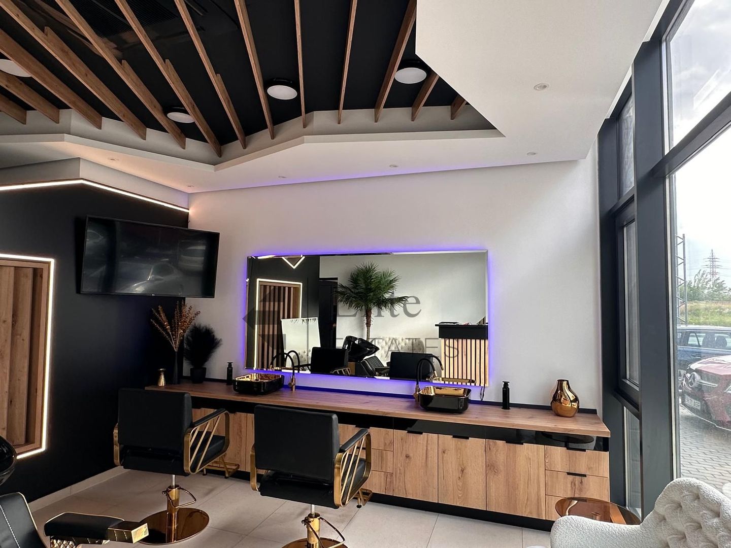 Salon lux de inchiriat in cartierul Nufarul, Oradea - Poză 4