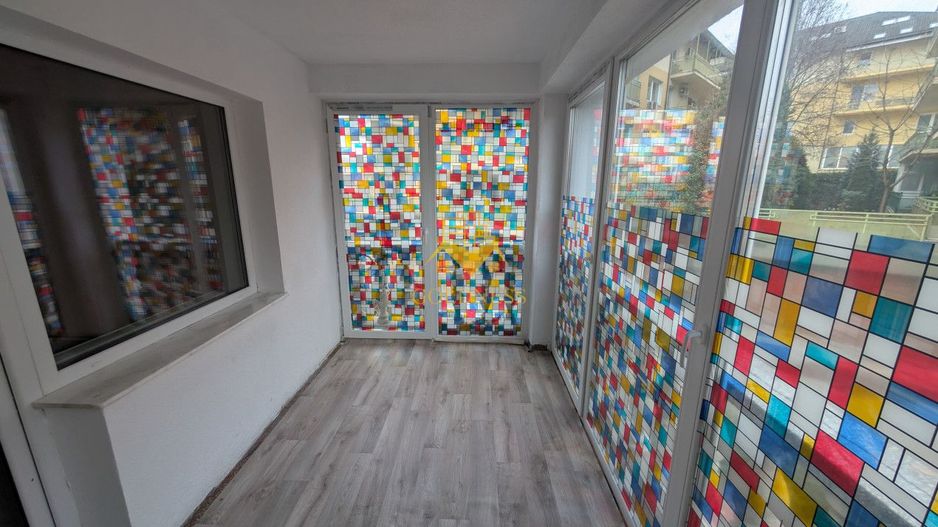 Casa/Spatiu de birou,Andrei Muresanu, 9 Camere,10 Parcari,Curte 2000mp - Poză 12