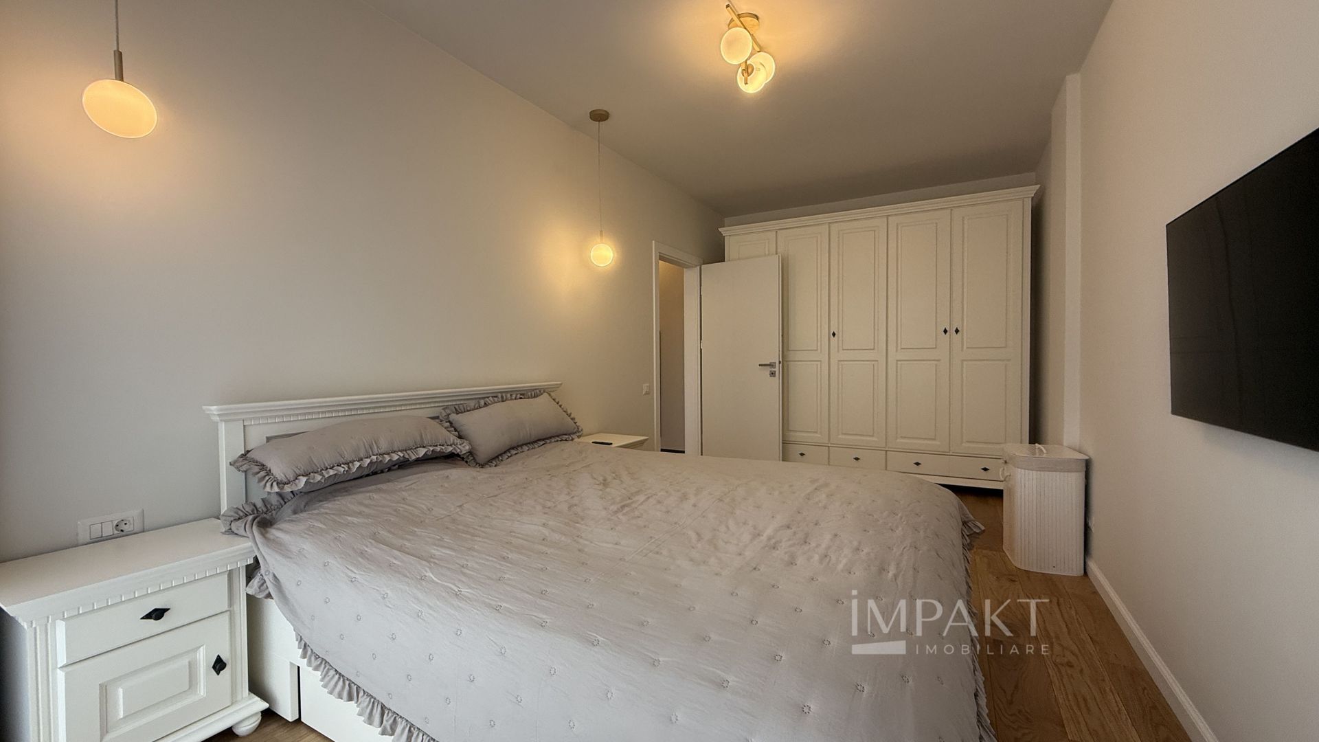 Apartament modern cu 3 camere prima inchiriere in Piata Cipariu - Poză 16