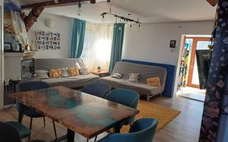 Vila/Casa de vanzare in zona linistita/ Sacele - Poză 2