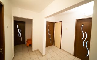 Apartament cu 3 camere de închiriat Vlaicu - Poză 13
