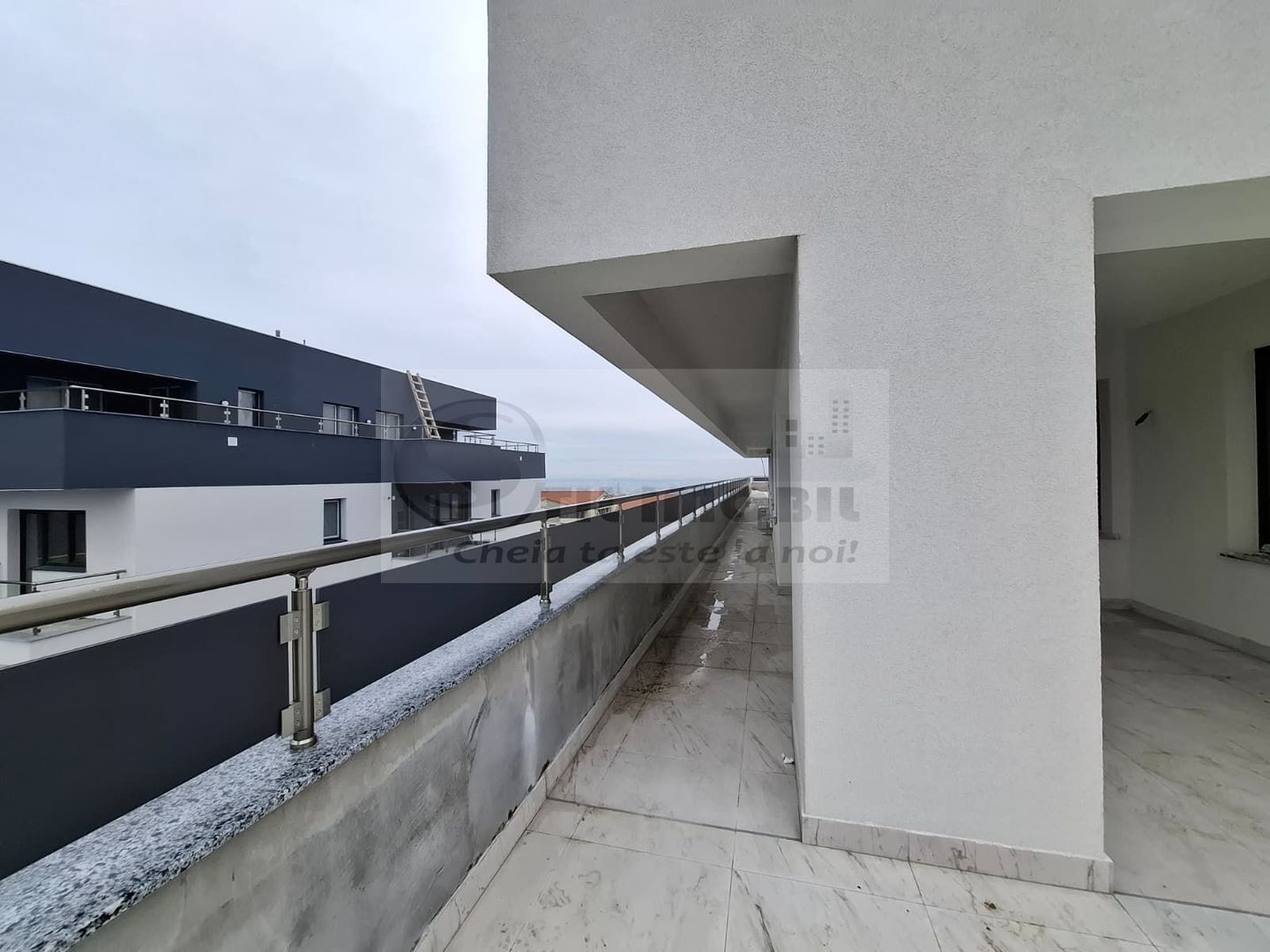 Penthouse 3 camere de vanzare in Iasi, Galata, 208,99 mp, bloc nou - Poză 1